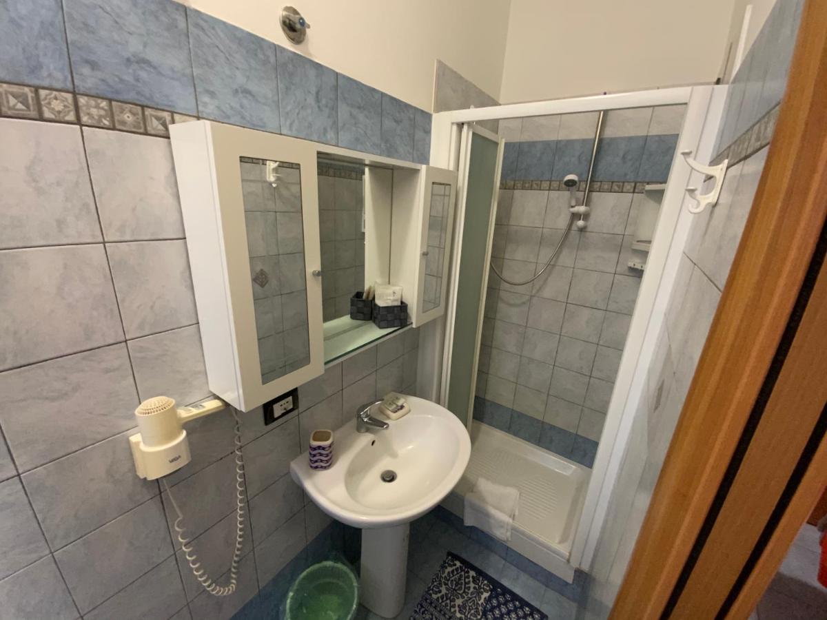 Albergo Villa Marina Anzio Ngoại thất bức ảnh