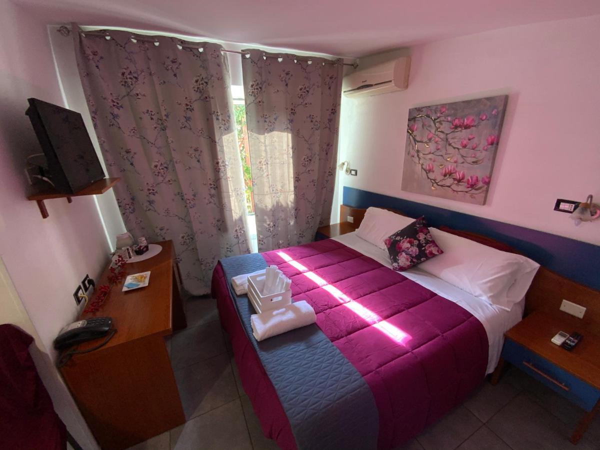 Albergo Villa Marina Anzio Ngoại thất bức ảnh
