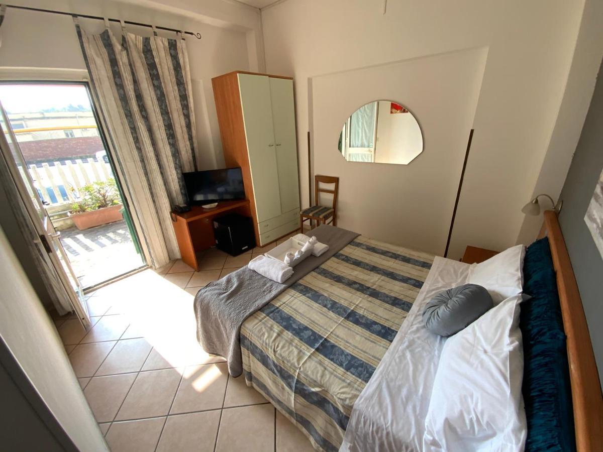 Albergo Villa Marina Anzio Ngoại thất bức ảnh